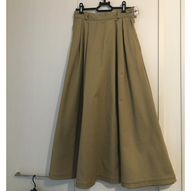 Dickies(ディッキーズ)のDickies ツイルタックフレアスカート チノスカート 未使用 レディースのスカート(ロングスカート)の商品写真