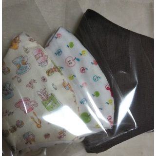 なつみのぽけっと様専用(大人用、幼児用２枚セット)(外出用品)