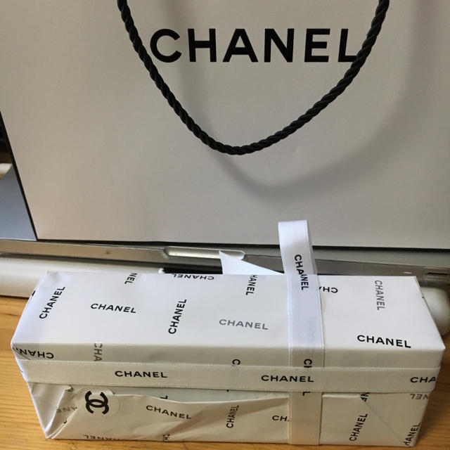 CHANEL(シャネル)の☆あーる☆様専用シャネル ムースネトワイヤント洗顔フォーム新品 コスメ/美容のスキンケア/基礎化粧品(洗顔料)の商品写真