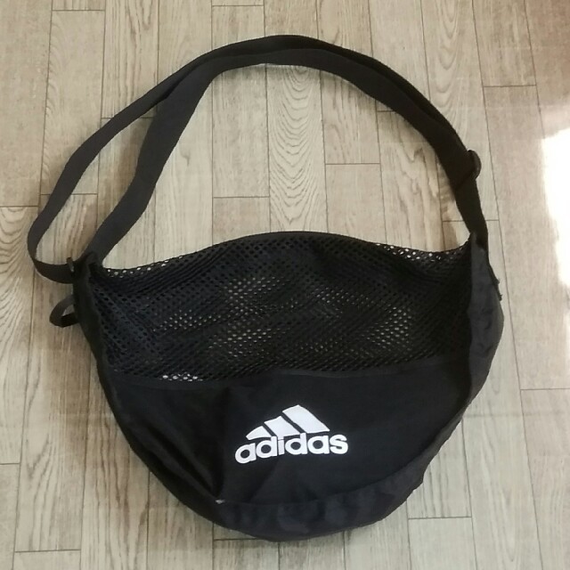 Adidas アディダス サッカーボール入れショルダーバッグの通販 By ももひろ S Shop アディダスならラクマ Adidas アディダス サッカーボール入れショルダーバッグの通販 By ももひろ S Shop アディダスならラクマ