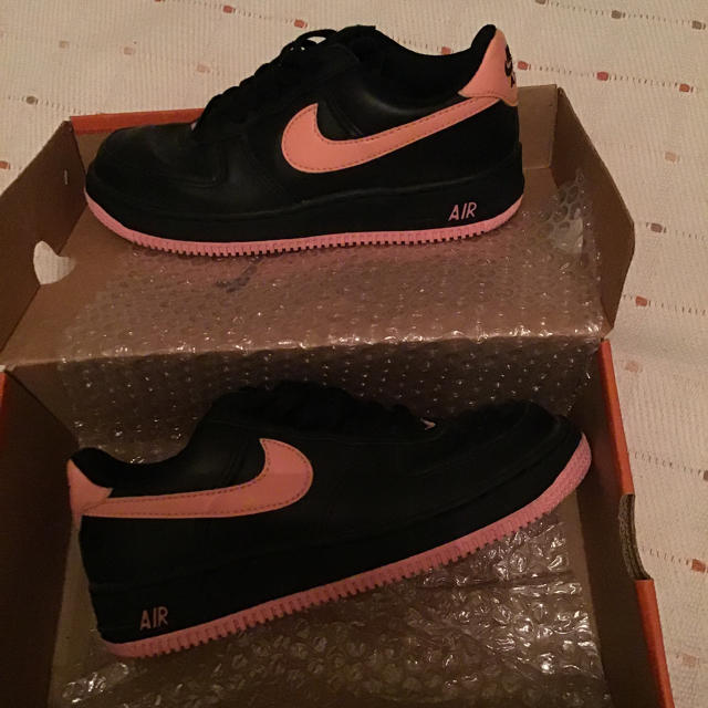 NIKE - 【美品】ナイキ  23.5