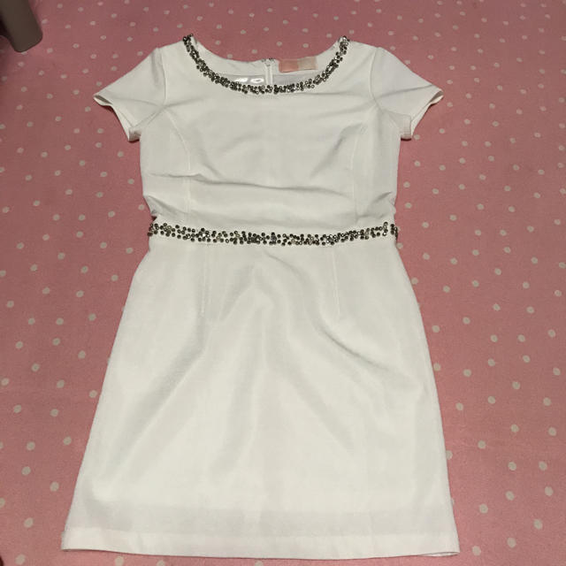 Rady Uuuさま専用 Rady 白 ワンピ ビジュー お嬢様 上品の通販 By みー S Shop レディーならラクマ Rady Uuuさま専用 Rady 白 ワンピ ビジュー お嬢様 上品の通販 By みー S Shop レディーならラクマ