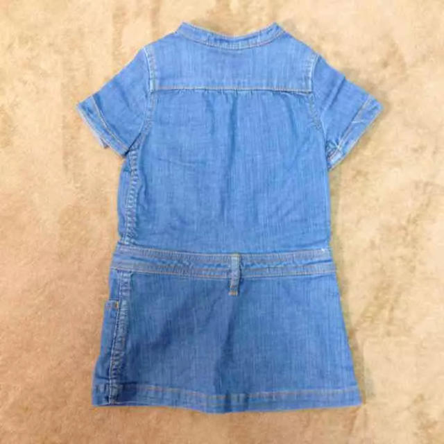 babyGAP(ベビーギャップ)の☆値下げ☆ BabyGAP半袖デニムワンピース サイズ90 キッズ/ベビー/マタニティのキッズ服女の子用(90cm~)(ワンピース)の商品写真