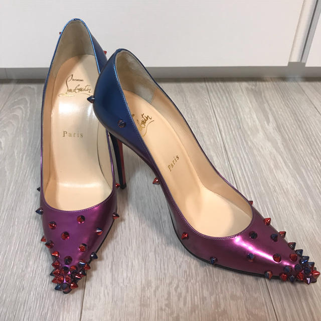 Christian Louboutin(クリスチャンルブタン)の【新品未使用♪】クリスチャンルブタン グラデーションスパイクパンプス レディースの靴/シューズ(ハイヒール/パンプス)の商品写真