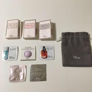 クリスチャンディオール(Christian Dior)の値下げ Dior 香水 スキンケア サンプル 8点セット 巾着袋、おまけ付き(サンプル/トライアルキット)