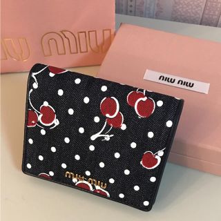 ミュウミュウ(miumiu)のa708様ご専用✳︎ミュウミュウ☆チェリーデニム財布(財布)