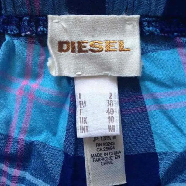 DIESEL(ディーゼル)の＊送料無料＊DIESEL ショートパンツ レディースのパンツ(ショートパンツ)の商品写真