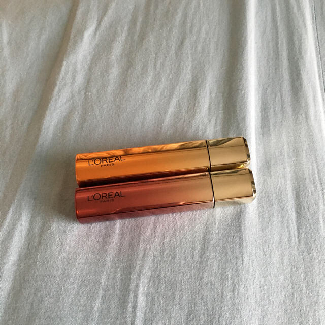 L'Oreal Paris(ロレアルパリ)のロレアルパリ ユイルカレス 803.805 コスメ/美容のベースメイク/化粧品(リップグロス)の商品写真