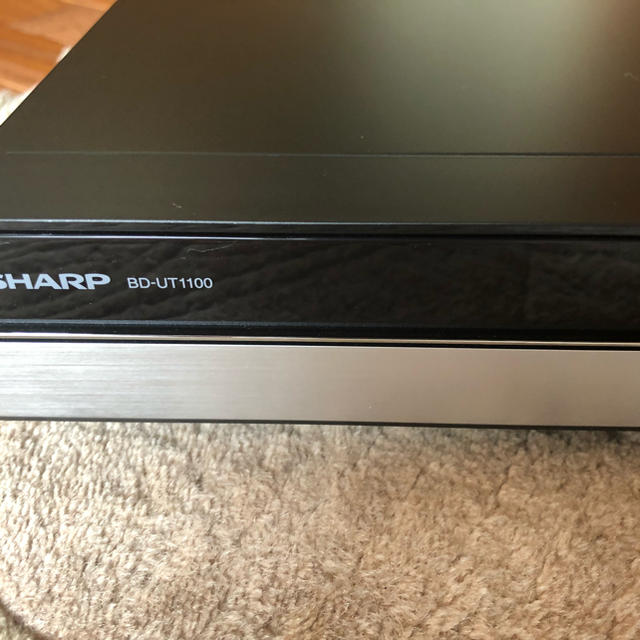 SHARP(シャープ)のシャープAQUOSブルーレイ BD-UT1100美品 スマホ/家電/カメラのテレビ/映像機器(ブルーレイレコーダー)の商品写真