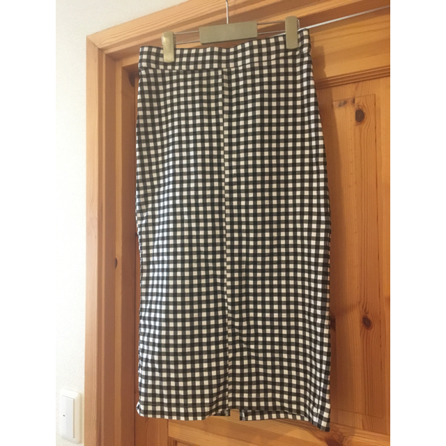 HusHush(ハッシュアッシュ)のギンガムチェックタイトペンシルスカート レディースのスカート(ひざ丈スカート)の商品写真