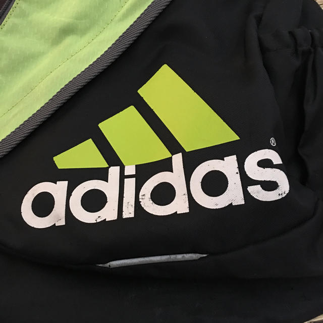 adidas(アディダス)のアディダス バック キッズ/ベビー/マタニティのこども用バッグ(リュックサック)の商品写真