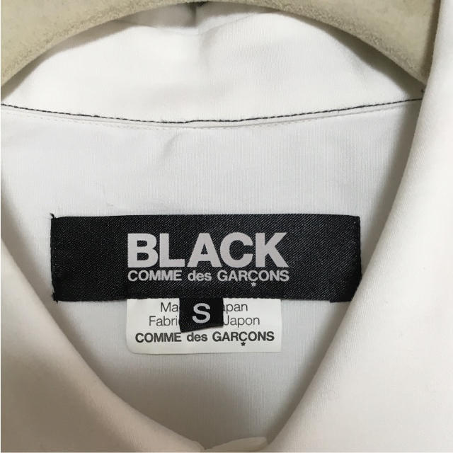 COMME des GARCONS(コムデギャルソン)のCOMME des GARCONS 白シャツ レディースのトップス(Tシャツ(半袖/袖なし))の商品写真