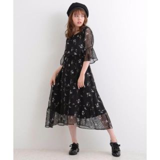 マジェスティックレゴン(MAJESTIC LEGON)のMAJESTIC LEGON　ドットフラワーフレアワンピース　M(ロングワンピース/マキシワンピース)