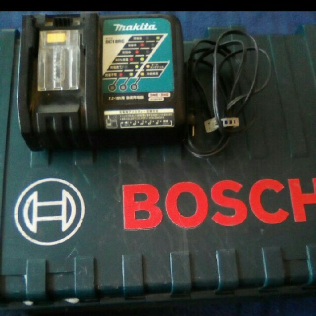 BOSCH(ボッシュ)のBLSCH ボッシュ 破つりハンマー スポーツ/アウトドアの自転車(工具/メンテナンス)の商品写真