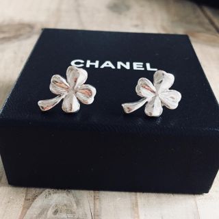 シャネル(CHANEL)のCHANEL シルバーピアス(ピアス)