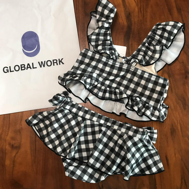 GLOBAL WORK(グローバルワーク)の【大幅値下げ‼️】新品★GLOBAL WORK★ギンガムチェック水着★M キッズ/ベビー/マタニティのキッズ服女の子用(90cm~)(水着)の商品写真