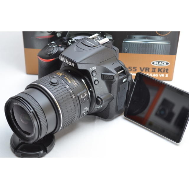 ≪超目玉★12月≫ Nikon - ★WiFi・自撮り対応機種★ニコンD5500　レンズキット デジタル一眼