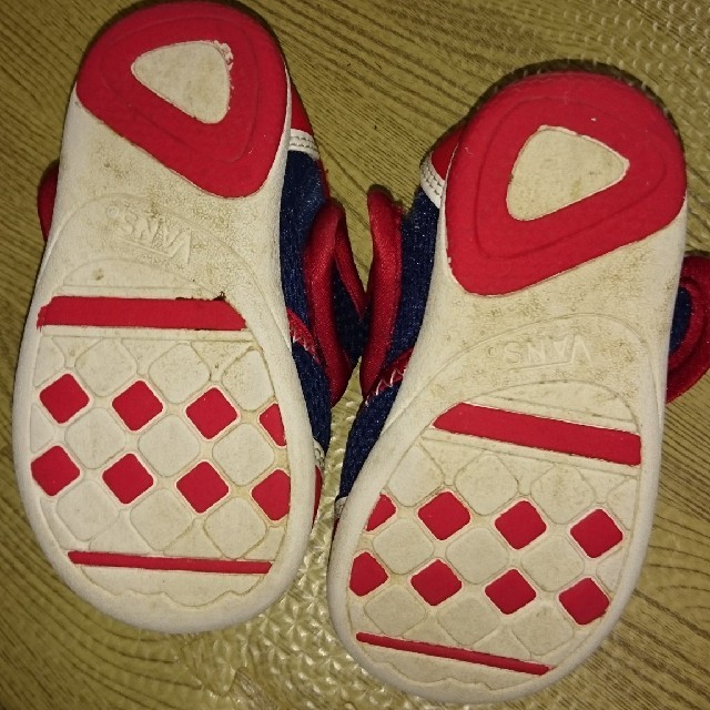 VANS(ヴァンズ)のVANS１３㎝ベビーサンダル キッズ/ベビー/マタニティのベビー靴/シューズ(~14cm)(サンダル)の商品写真