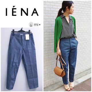 イエナ(IENA)の新品タグ付き⭐️ IENA 今期 フリルポケットパンツ ブルーA 36(クロップドパンツ)