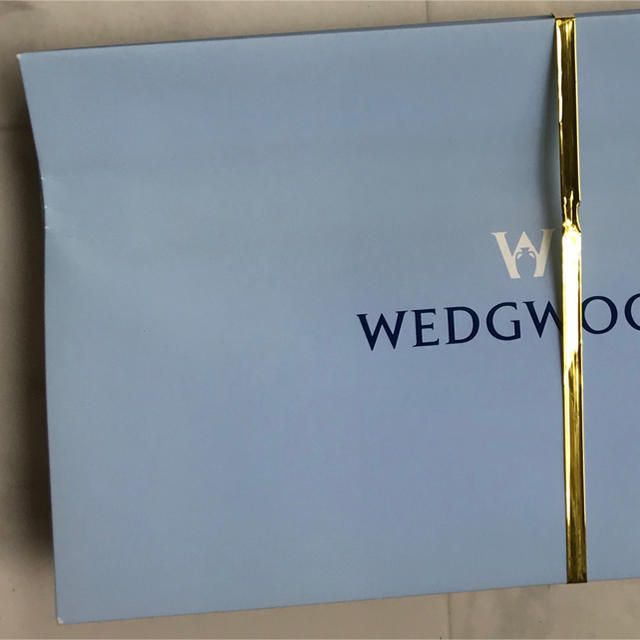 WEDGWOOD(ウェッジウッド)の【新品·未使用】WEDGWOOD 刺繍タオルセット インテリア/住まい/日用品の日用品/生活雑貨/旅行(タオル/バス用品)の商品写真