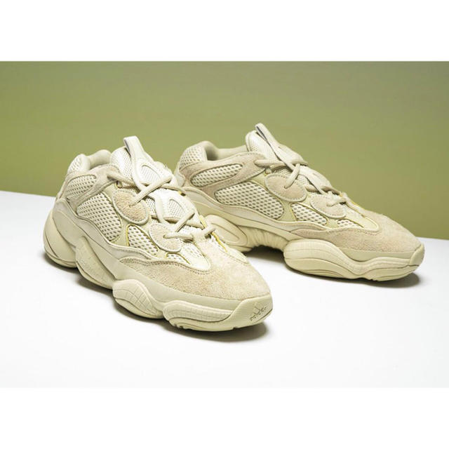 adidas(アディダス)のAdidas YEEZY 500  SUPERMOON YELLOW レディースの靴/シューズ(スニーカー)の商品写真