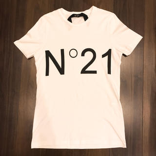ヌメロヴェントゥーノ(N°21)のN°21 ヌメロ ヌメロヴェントゥーノ ロゴT ロゴtシャツ(Tシャツ(半袖/袖なし))