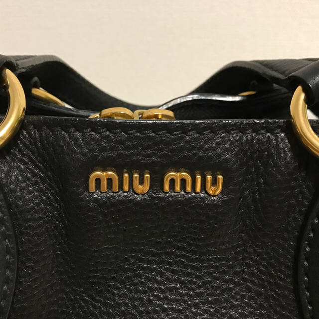 miumiu(ミュウミュウ)の（専用） レディースのバッグ(ハンドバッグ)の商品写真