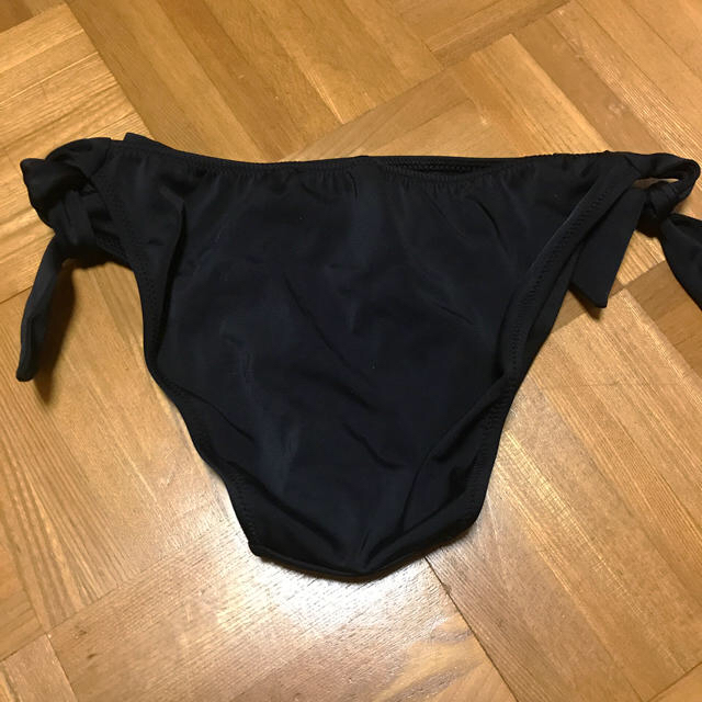 Victoria's Secret(ヴィクトリアズシークレット)のVictoria's secrets 単品ボトムス レディースの水着/浴衣(水着)の商品写真