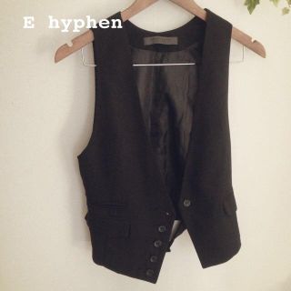 イーハイフンワールドギャラリー(E hyphen world gallery)の555円SALE♡イーハイフン黒ベスト(ベスト/ジレ)