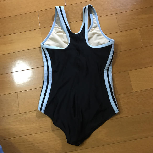 adidas(アディダス)のアディダス 女児 水着 140 キッズ/ベビー/マタニティのキッズ服女の子用(90cm~)(水着)の商品写真