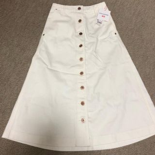 ユニクロ(UNIQLO)の【新品】ユニクロ☆デニムフレアミディスカート(ひざ丈スカート)