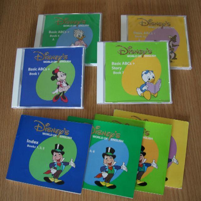 Disney(ディズニー)のDWE メインプログラム CD35枚 おまけ付き キッズ/ベビー/マタニティのおもちゃ(知育玩具)の商品写真