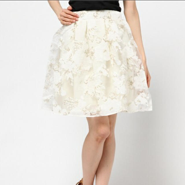 OLIVEdesOLIVE(オリーブデオリーブ)の花柄オーガンジースカート レディースのスカート(ひざ丈スカート)の商品写真
