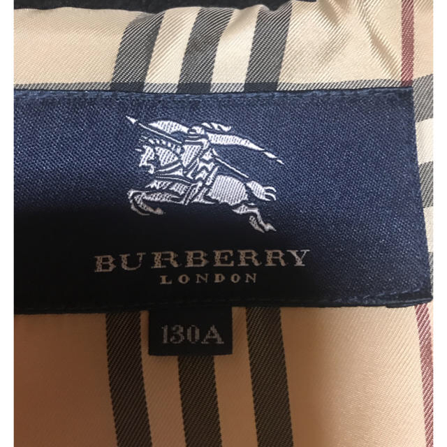 BURBERRY(バーバリー)のお値下げ BURBERRY ダウンジャケット130 キッズ/ベビー/マタニティのキッズ服男の子用(90cm~)(ジャケット/上着)の商品写真