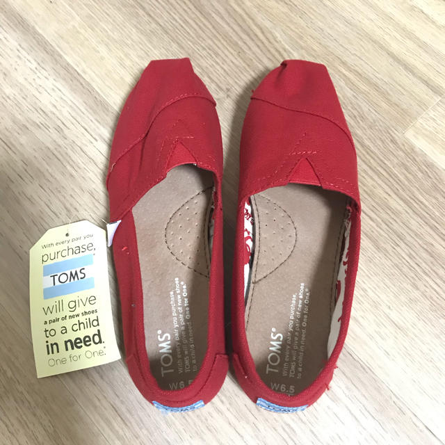 TOMS(トムズ)のTOMS レディースの靴/シューズ(スニーカー)の商品写真