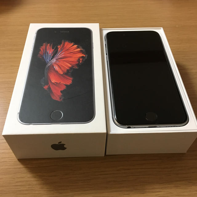 iPhone(アイフォーン)のiPhone6s /SIMフリー スマホ/家電/カメラのスマートフォン/携帯電話(スマートフォン本体)の商品写真