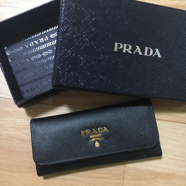 PRADA(プラダ)のPRADA キーケース レディースのファッション小物(キーケース)の商品写真