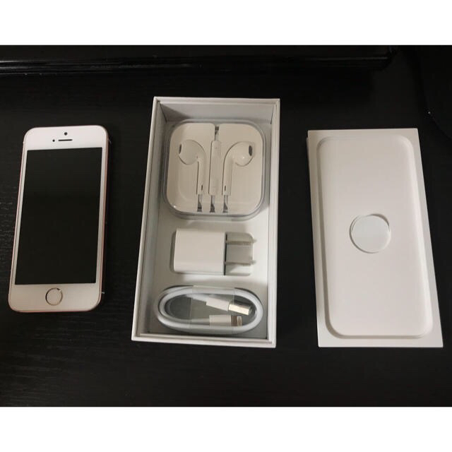 Apple(アップル)の☆美品iPhone SE 64GB PK GOLD☆ ソフトバンク スマホ/家電/カメラのスマートフォン/携帯電話(スマートフォン本体)の商品写真