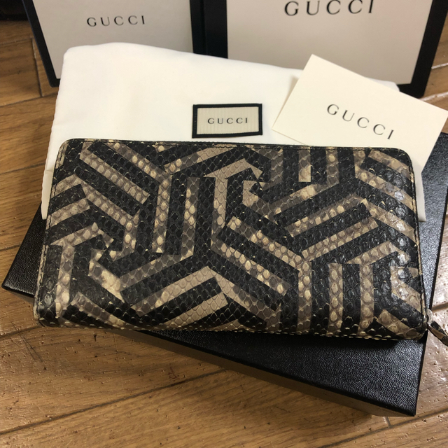 Gucci - グッチ GUCCI パイソン レザー 長財布の通販 by coyote183's