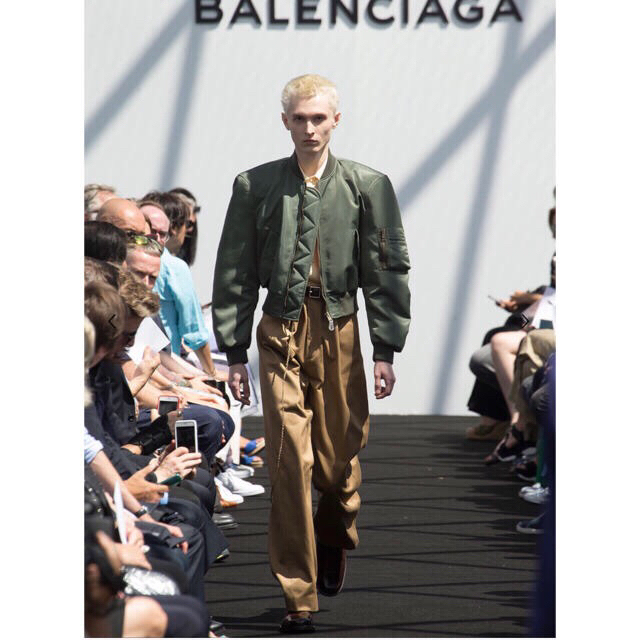 balenciaga スケーターパンツ 激安本物 20800円 www.sportfolioapp.nl