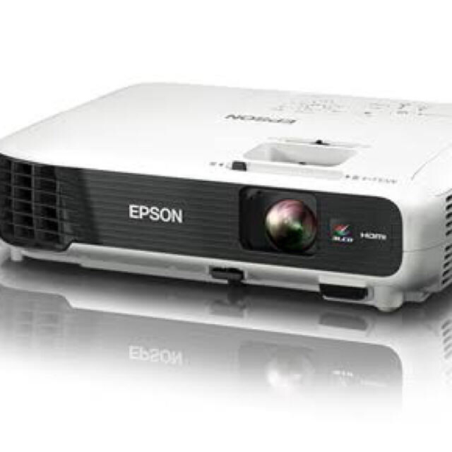 EPSON(エプソン)の【美品ビジネス プロジェクター EB SO4 スマホ/家電/カメラのテレビ/映像機器(プロジェクター)の商品写真