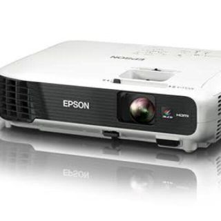 エプソン(EPSON)の【美品ビジネス プロジェクター EB SO4(プロジェクター)