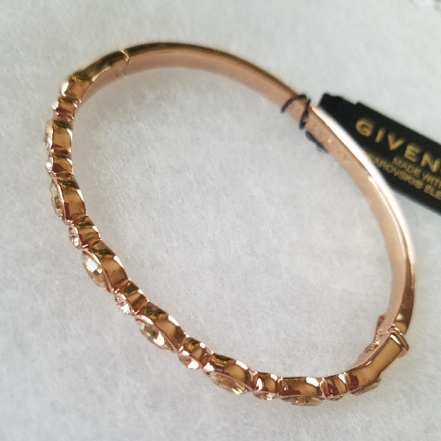 GIVENCHY(ジバンシィ)のGIVENCHY ジバンシー クリスタル バングル ブレスレット Rose レディースのアクセサリー(ブレスレット/バングル)の商品写真