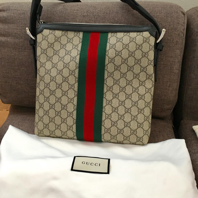 Gucci(グッチ)のGUCCI ショルダーバッグ レディースのバッグ(ショルダーバッグ)の商品写真