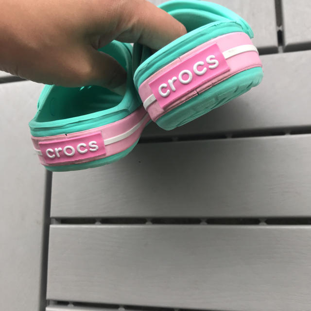 crocs(クロックス)のクロックス 8C9 キッズ/ベビー/マタニティのキッズ靴/シューズ(15cm~)(サンダル)の商品写真