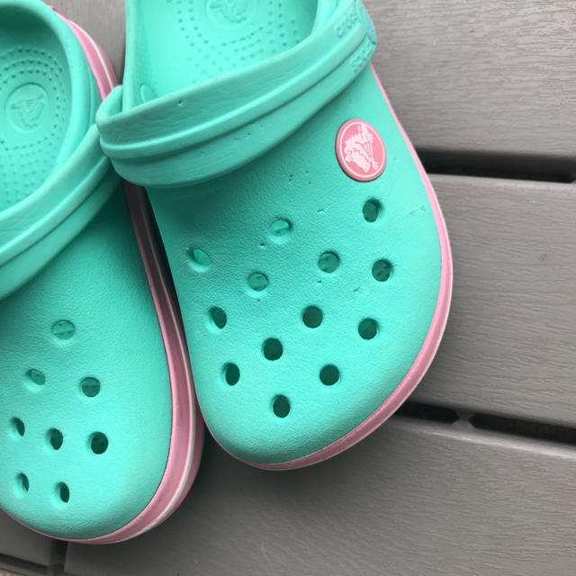 crocs(クロックス)のクロックス 8C9 キッズ/ベビー/マタニティのキッズ靴/シューズ(15cm~)(サンダル)の商品写真