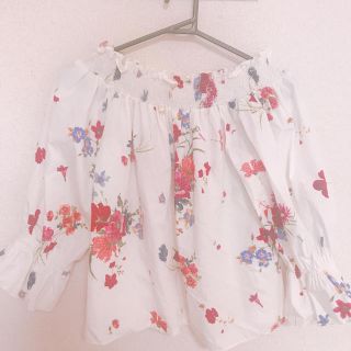 ザラ(ZARA)のオフショルダートップス(ZARA)(Tシャツ(長袖/七分))