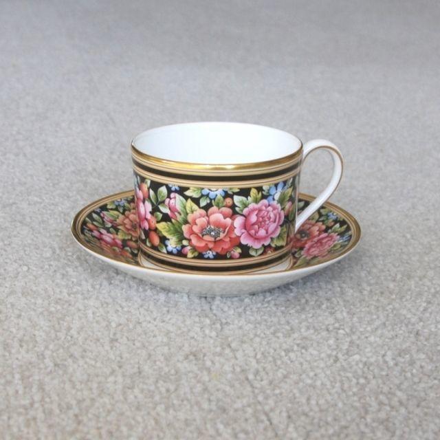 WEDGWOOD ロココ・クリオ カップ\u0026ソーサー アソート ペア！