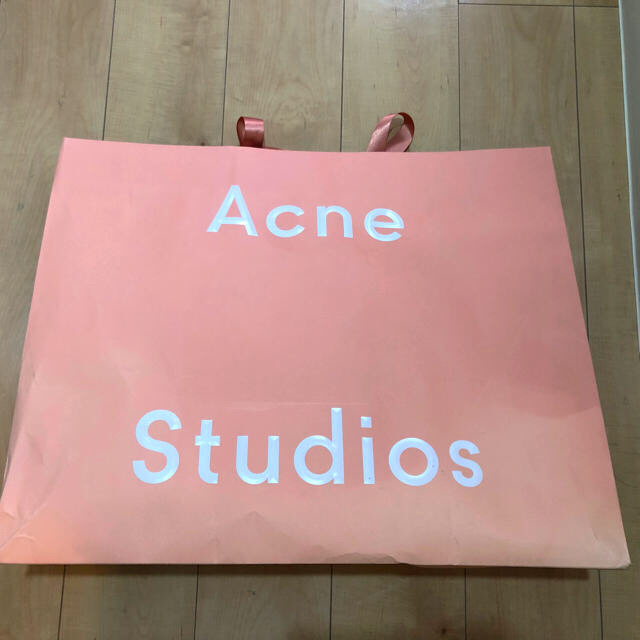 ACNE(アクネ)のacne studios ムートンライダース 登坂着 レディースのジャケット/アウター(ムートンコート)の商品写真