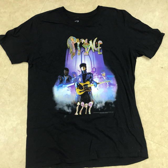 Prince(プリンス)のprince プリンス Tシャツ バンドT ヴィンテージ ツアーT エンタメ/ホビーのタレントグッズ(ミュージシャン)の商品写真